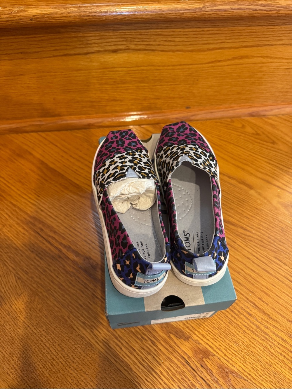 Toms Kids Slip-On Sneakers in Pink, Blue & Brown Leopard Print